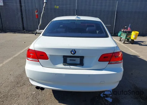 2010 BMW 328I z USA, uszkodzony, nr VIN WBAWV1C54AP123721